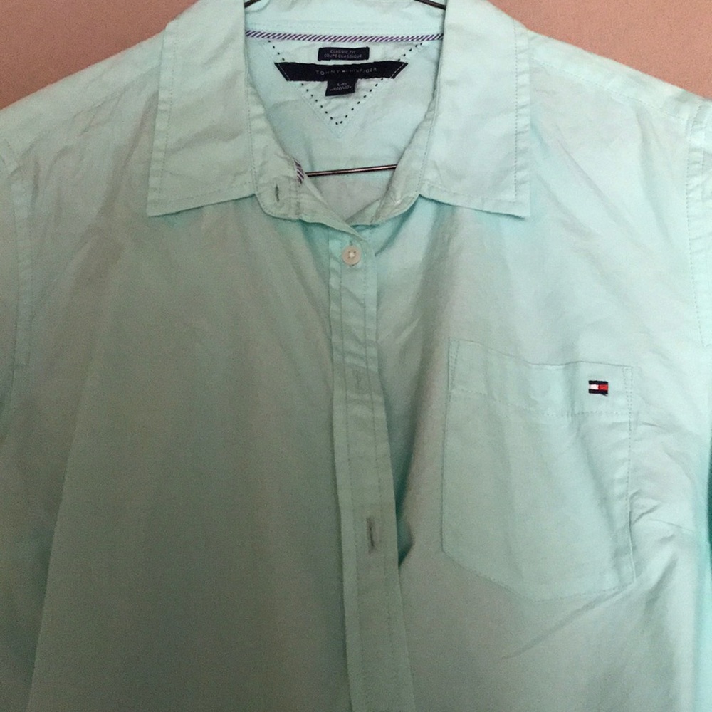 Tommy Hilfiger long sleeve button up. Size L